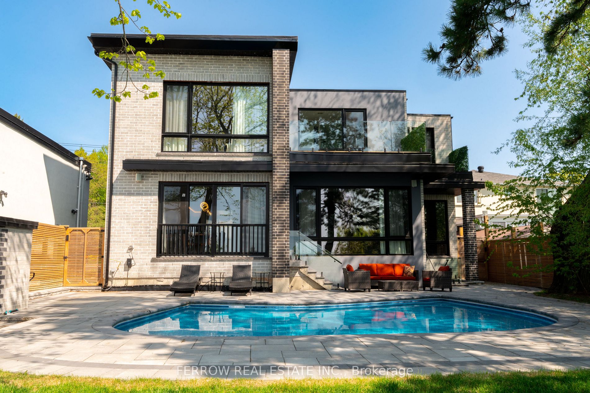 481 Guildwood Pkwy