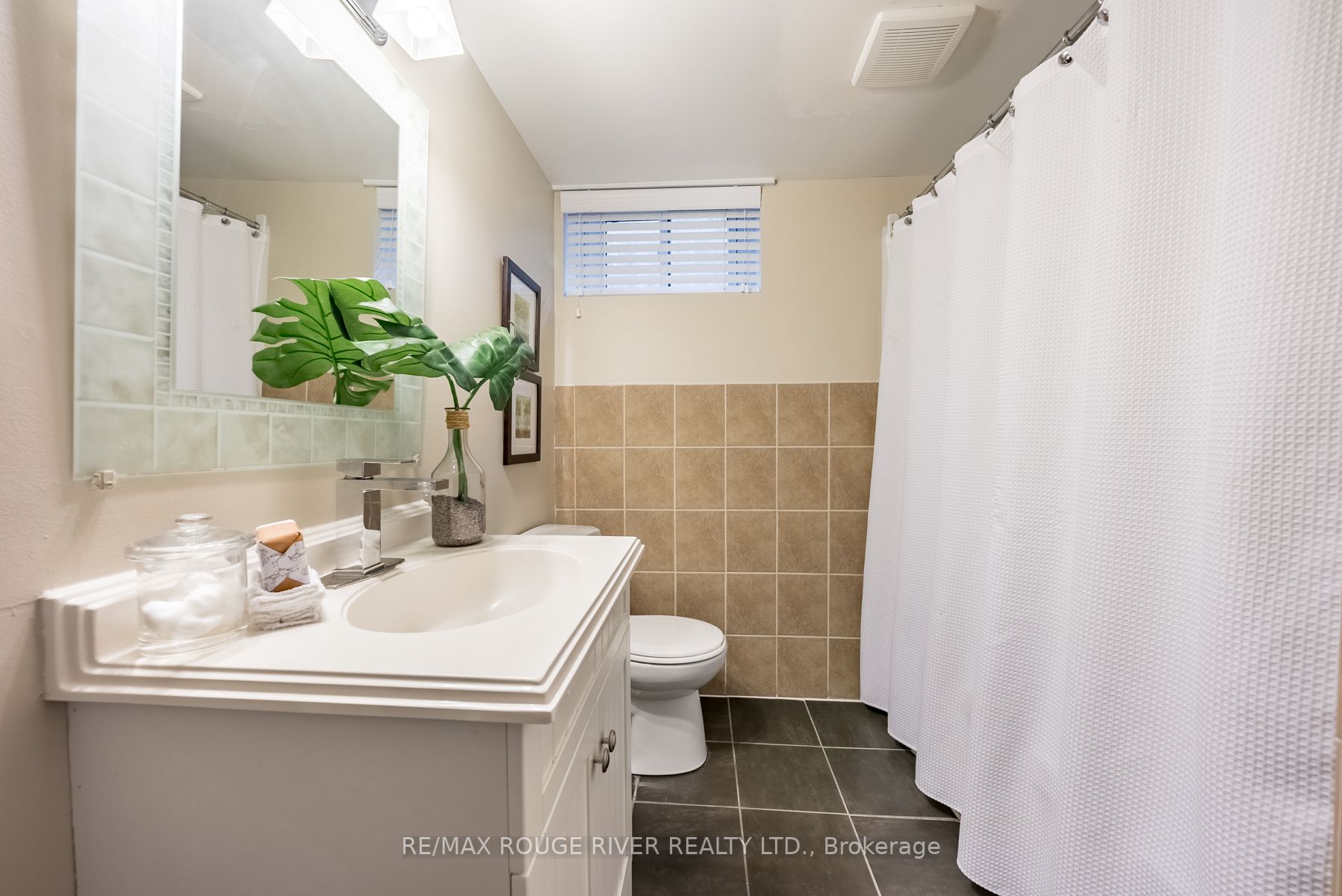 Listing E6046132 - Large Photo # 19
