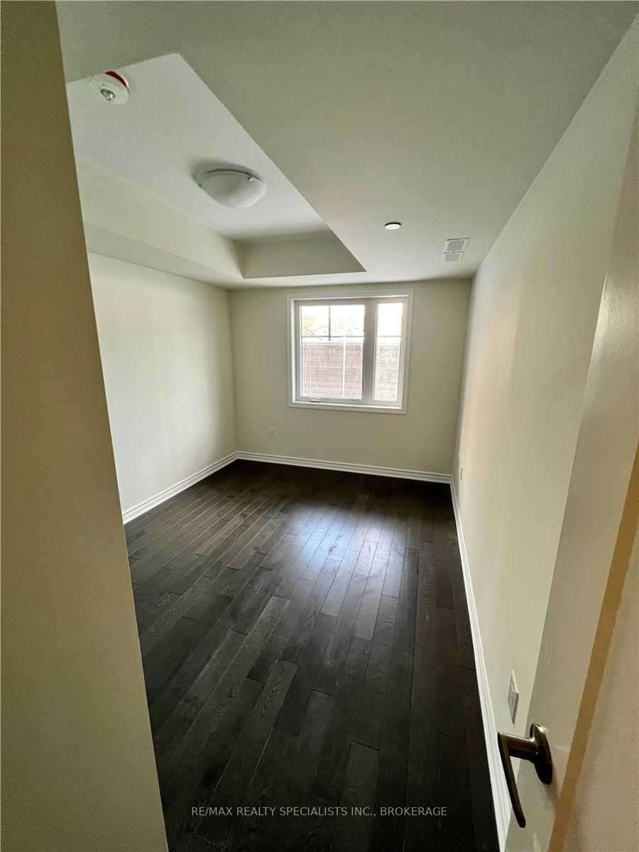 2787 Eglinton Ave E, #3007