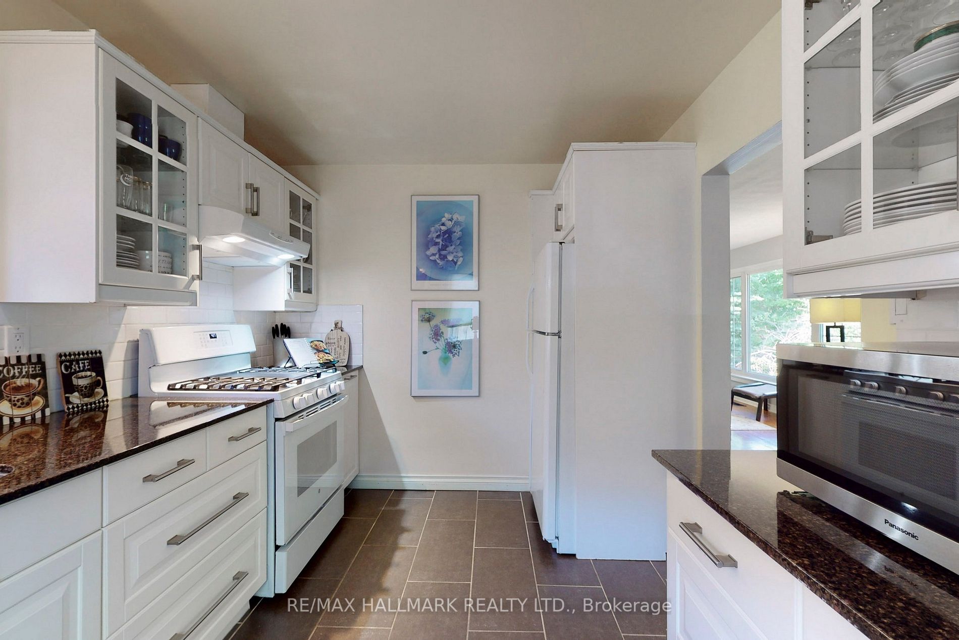 Listing E6046356 - Large Photo # 13