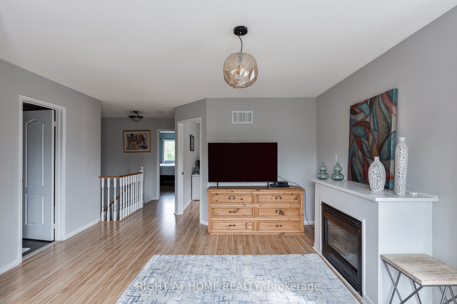 165 Rouge Forest Cres E