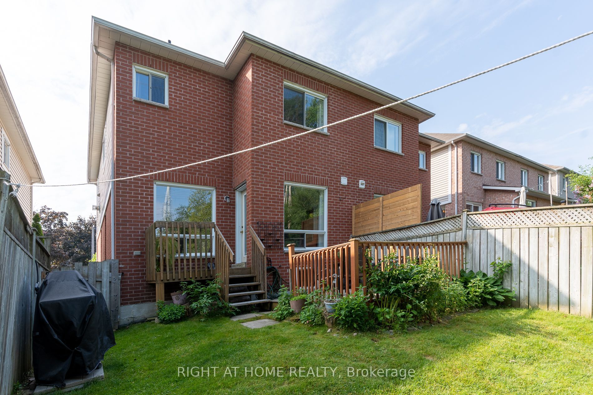165 Rouge Forest Cres E