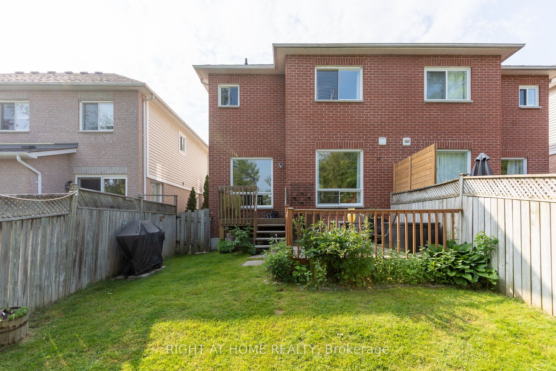165 Rouge Forest Cres E