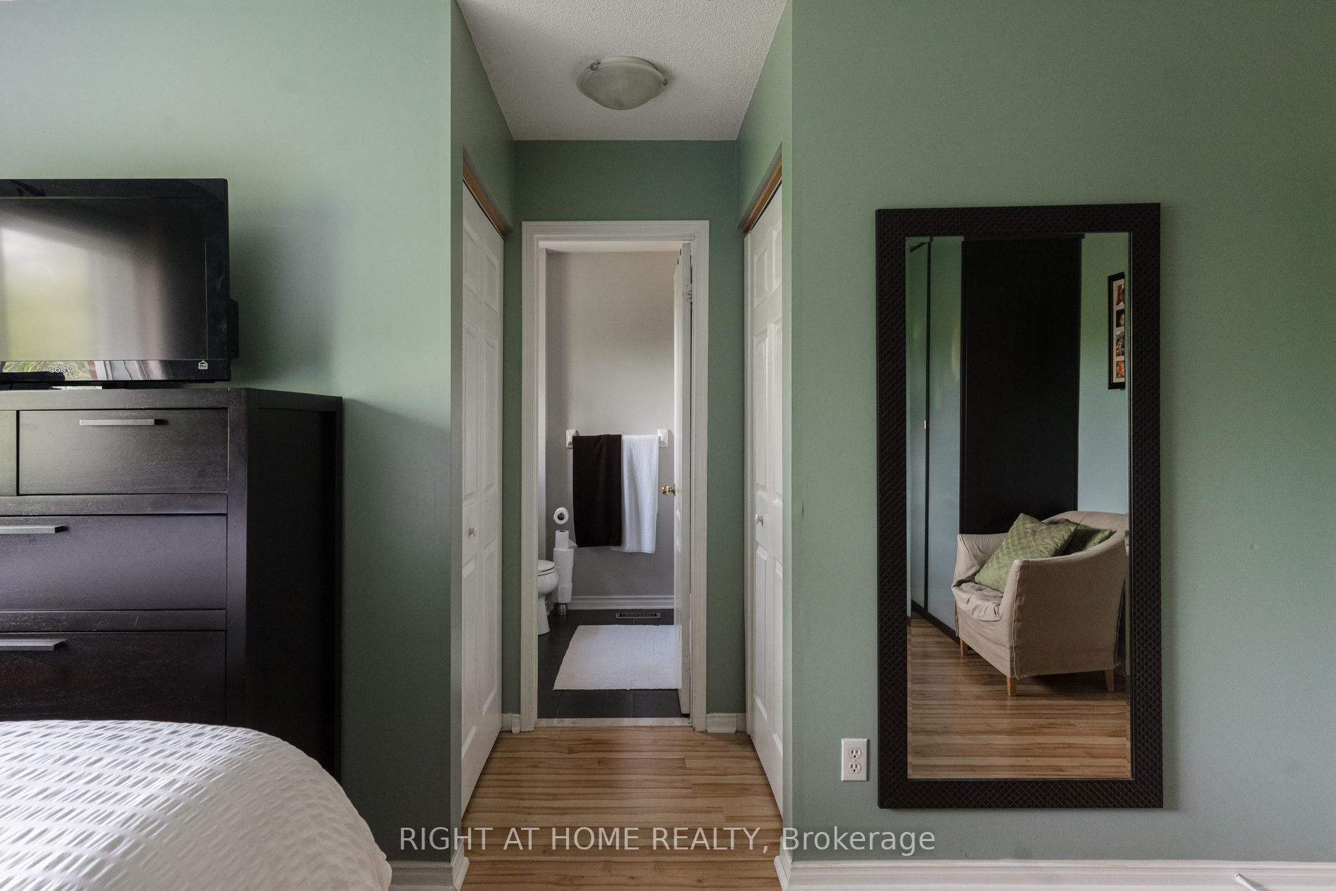 165 Rouge Forest Cres E