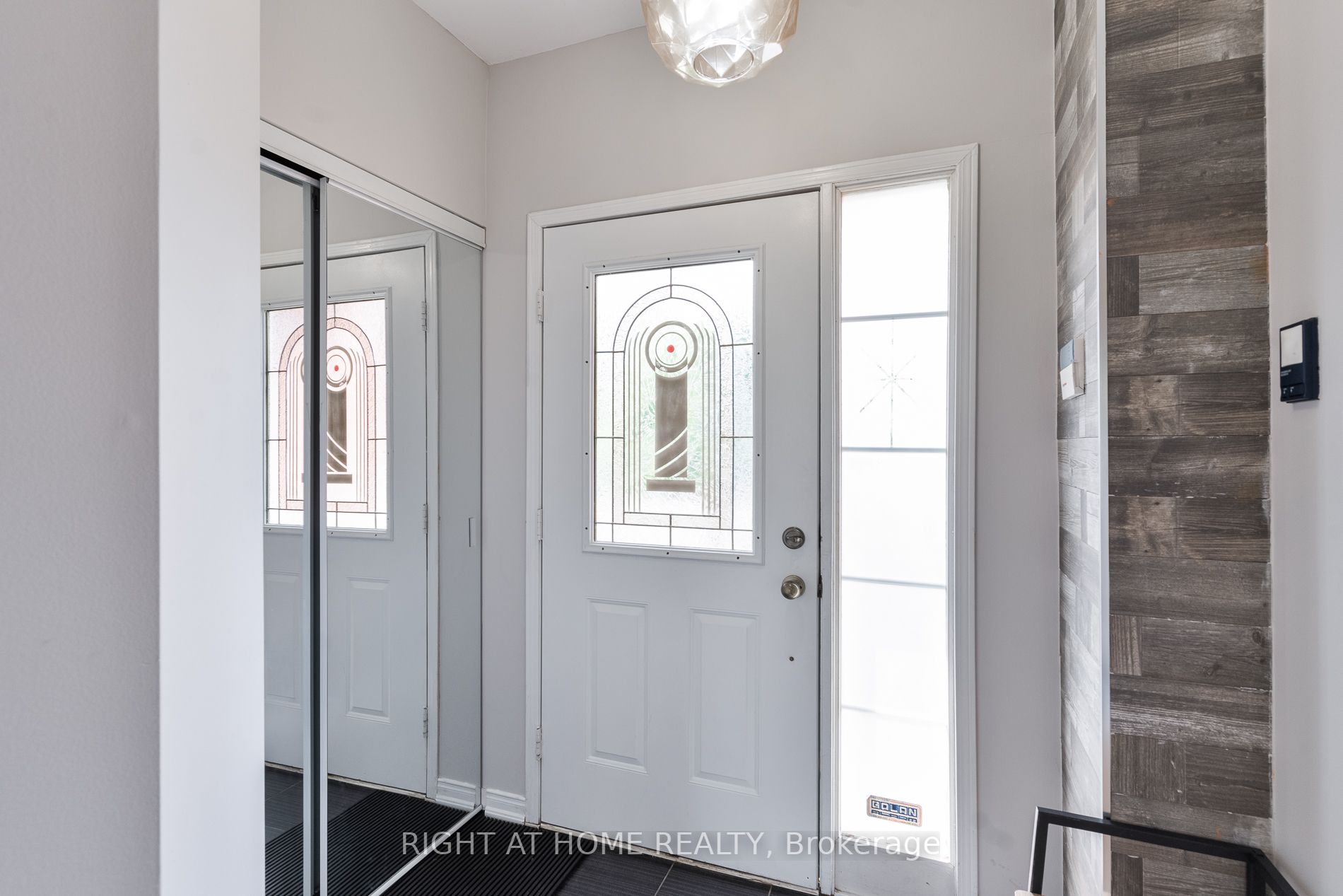 165 Rouge Forest Cres E