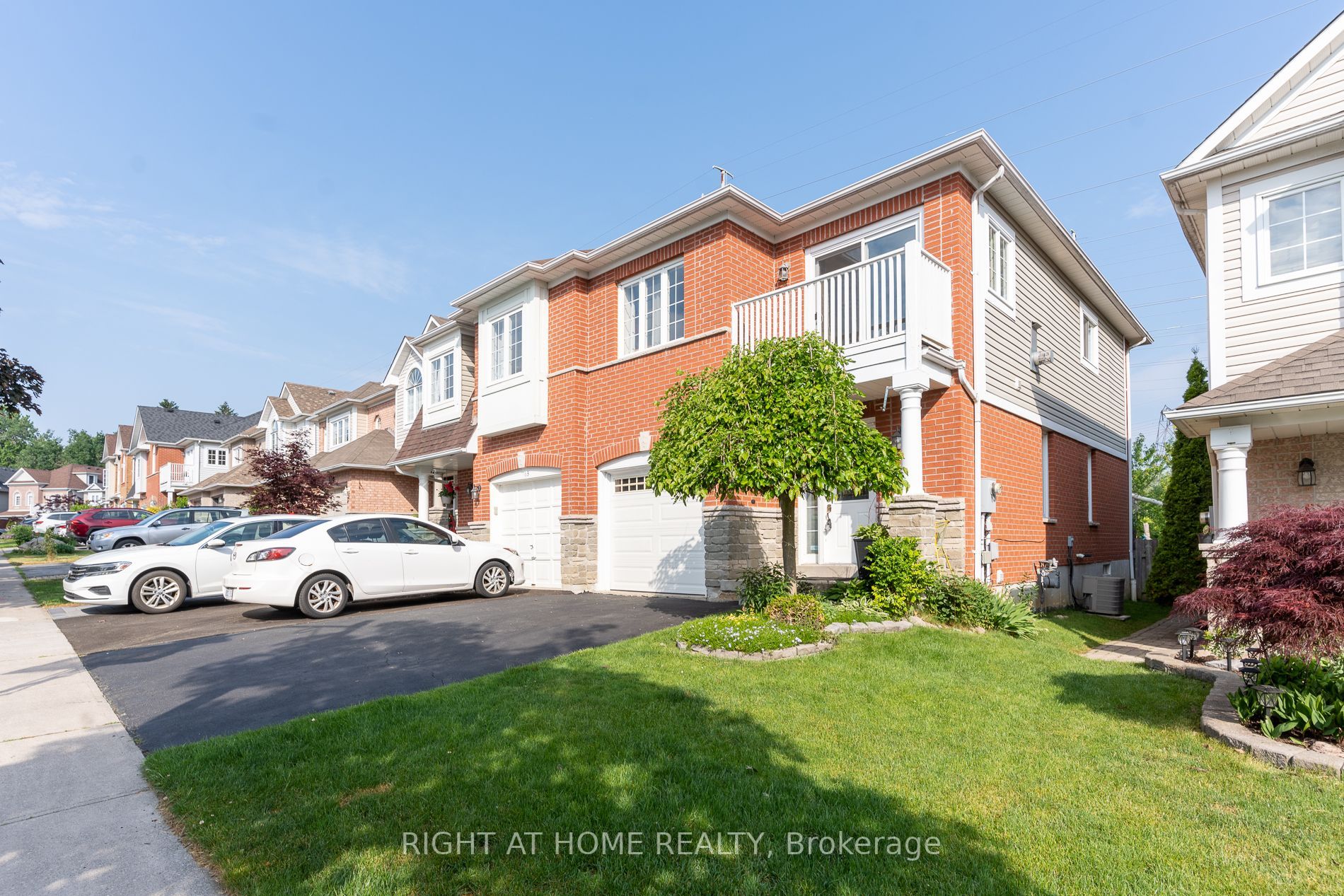 165 Rouge Forest Cres E