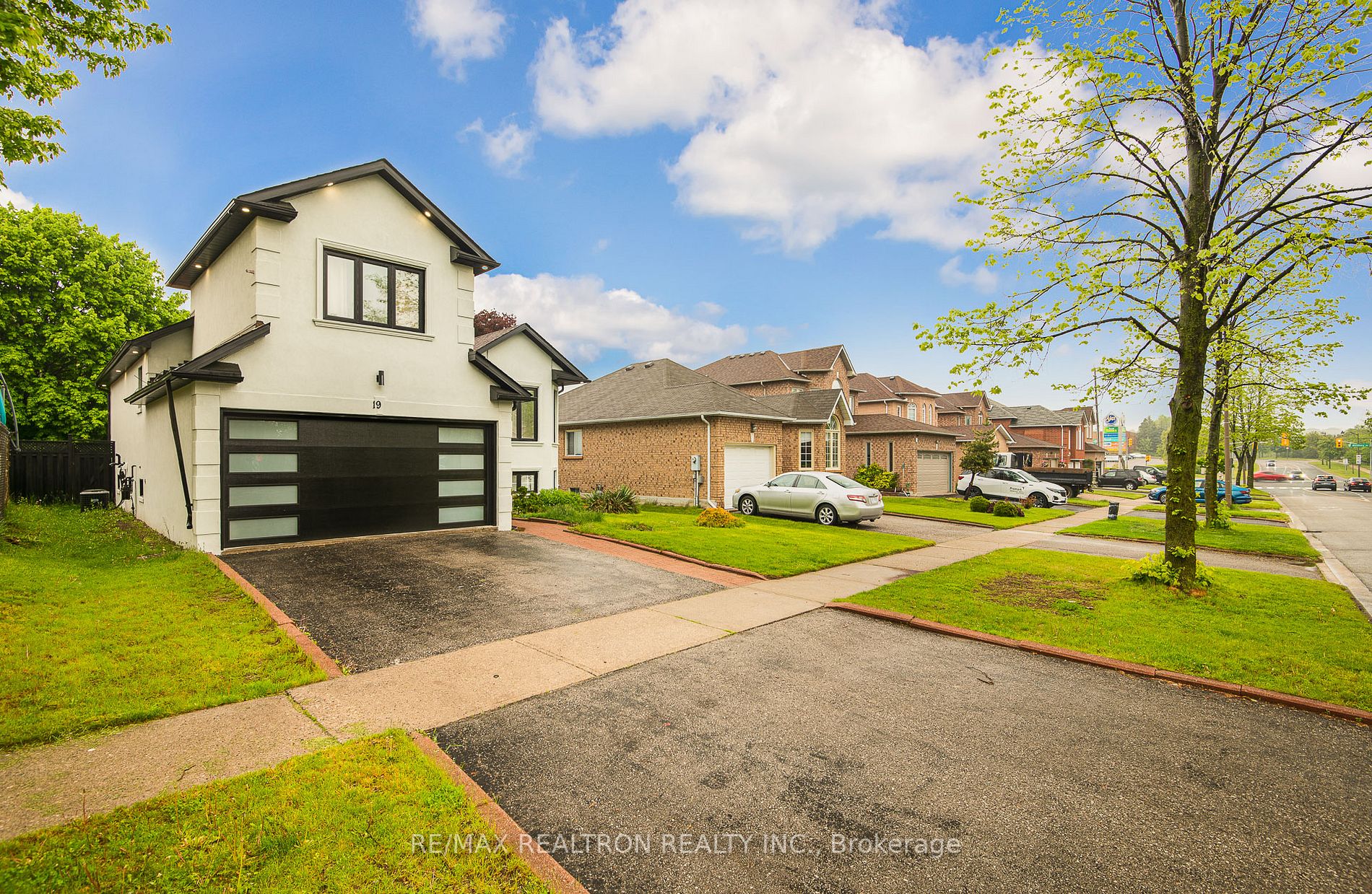 Listing E6047960 - Large Photo # 2