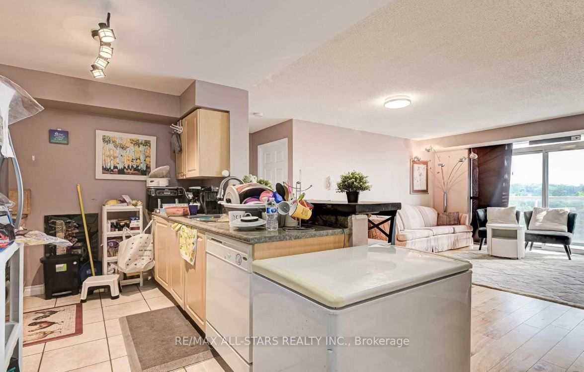Listing E6048032 - Large Photo # 1