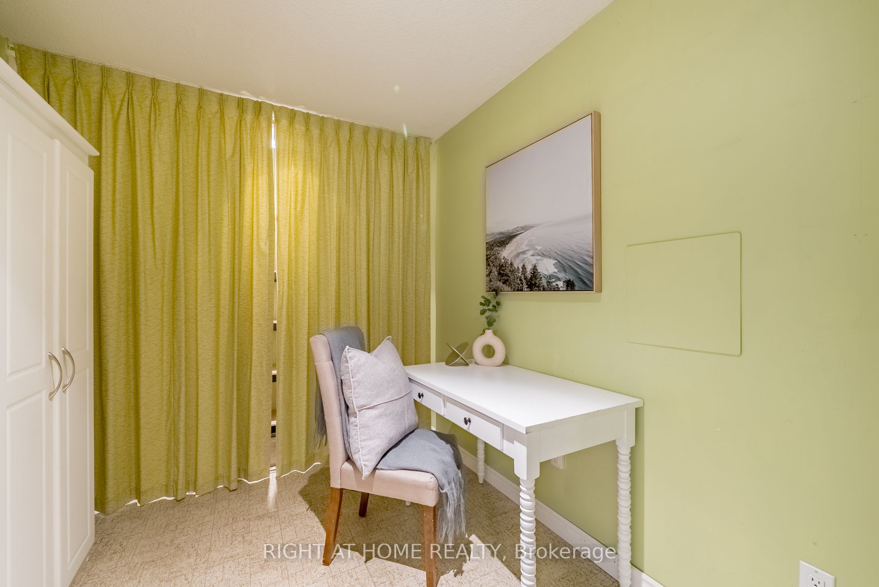 Listing E6048076 - Large Photo # 17
