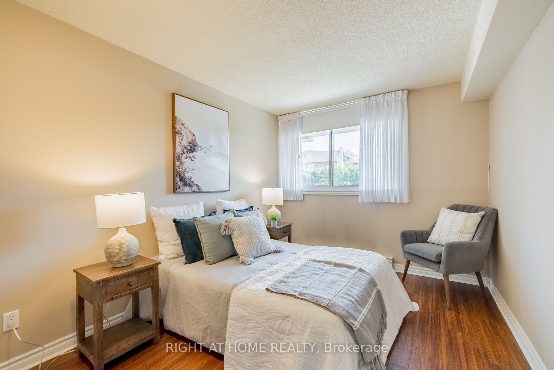 Listing E6048076 - Large Photo # 15