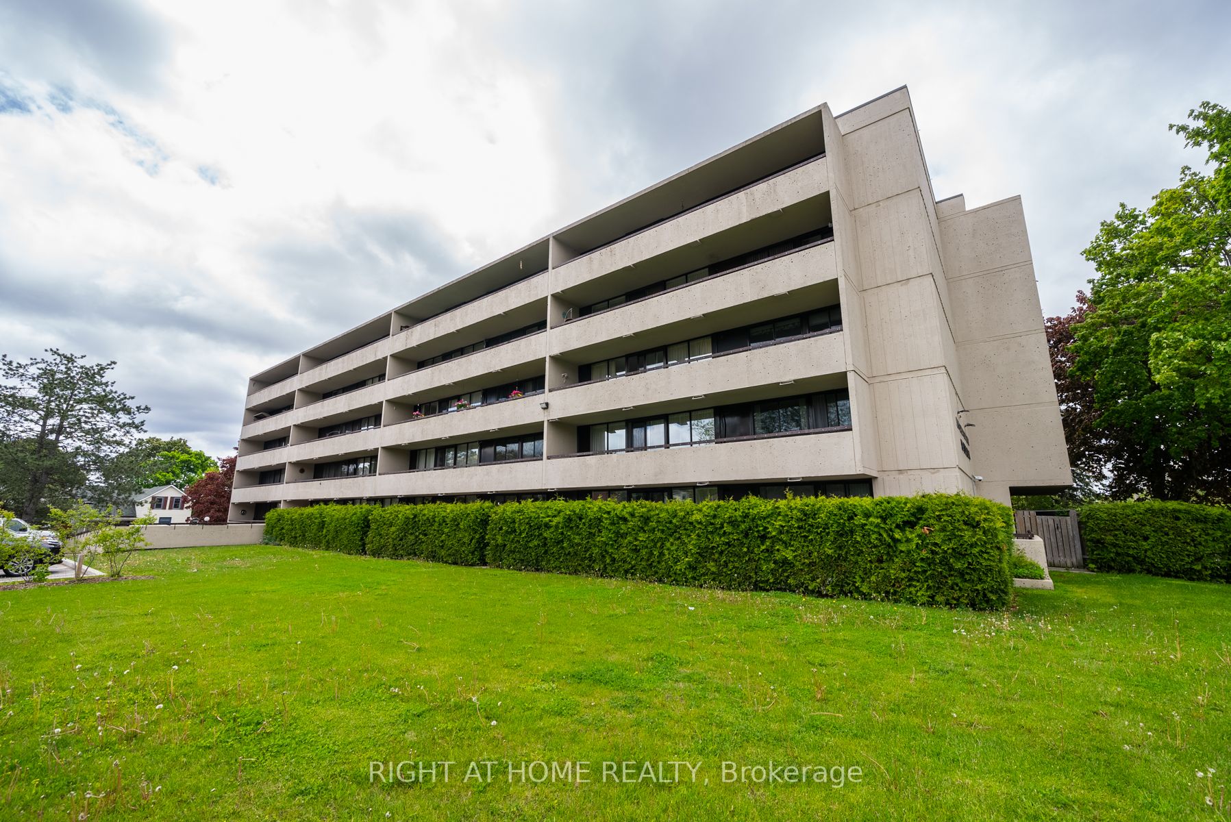Listing E6048076 - Large Photo # 3