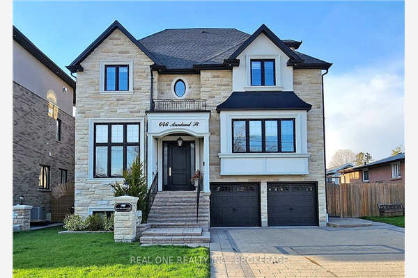 646 Annland St, Pickering