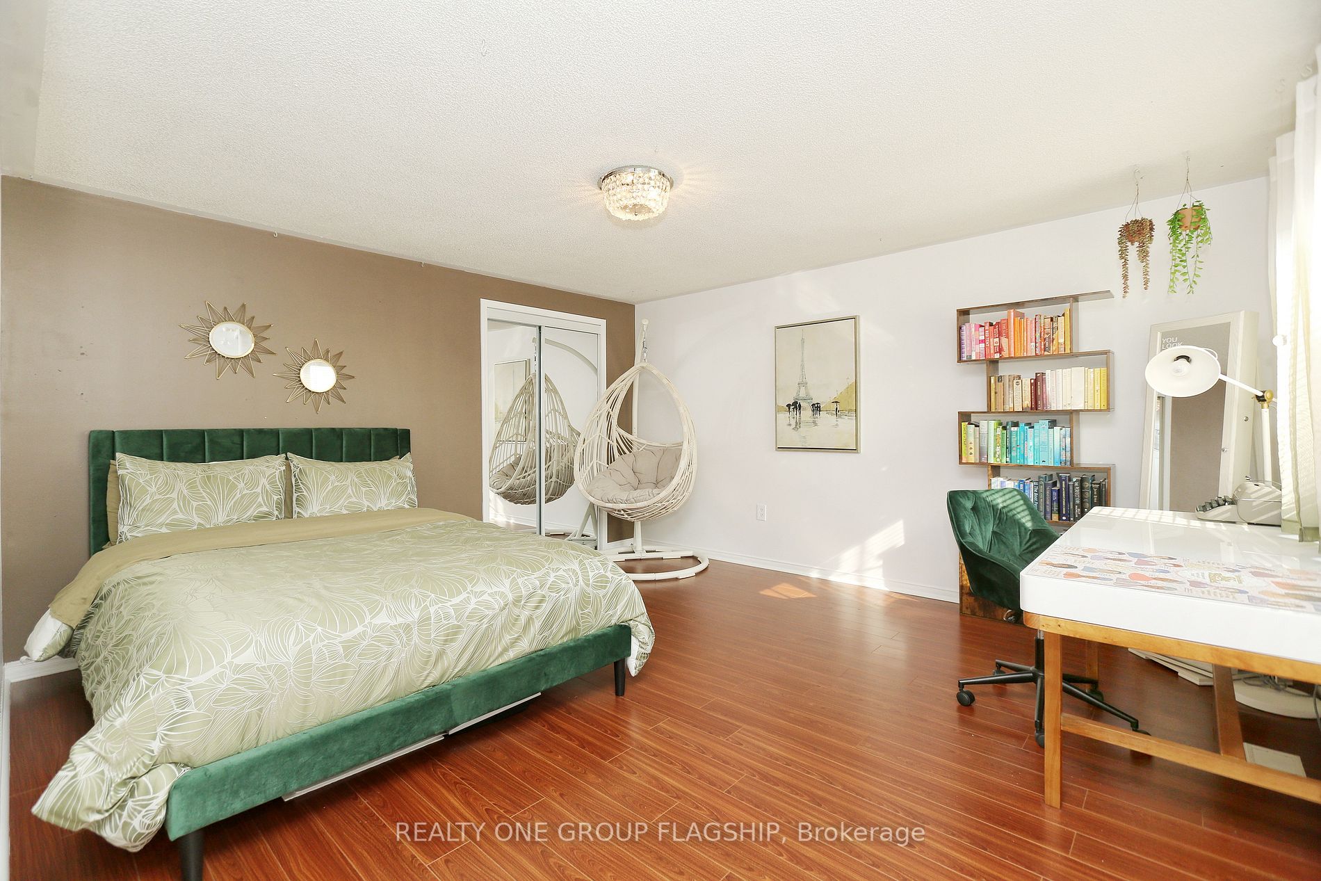 Listing E6048296 - Large Photo # 16