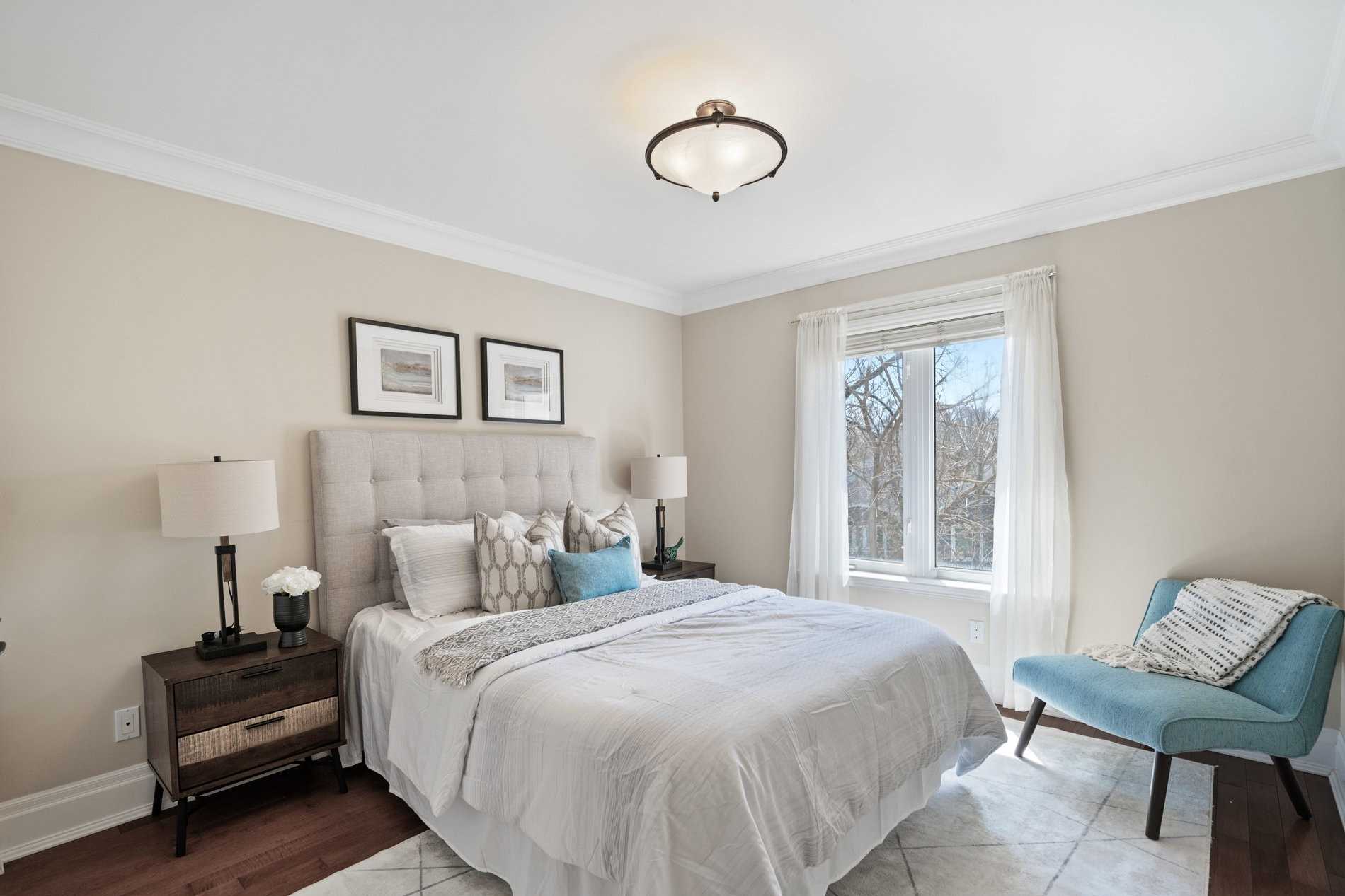 2 Leonard Circle