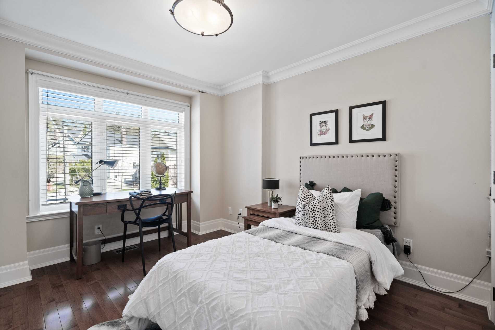 2 Leonard Circle