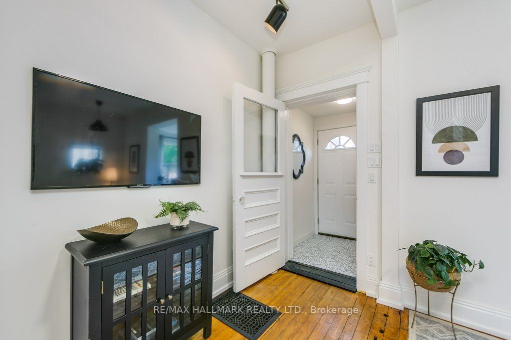 Listing E6048828 - Large Photo # 3
