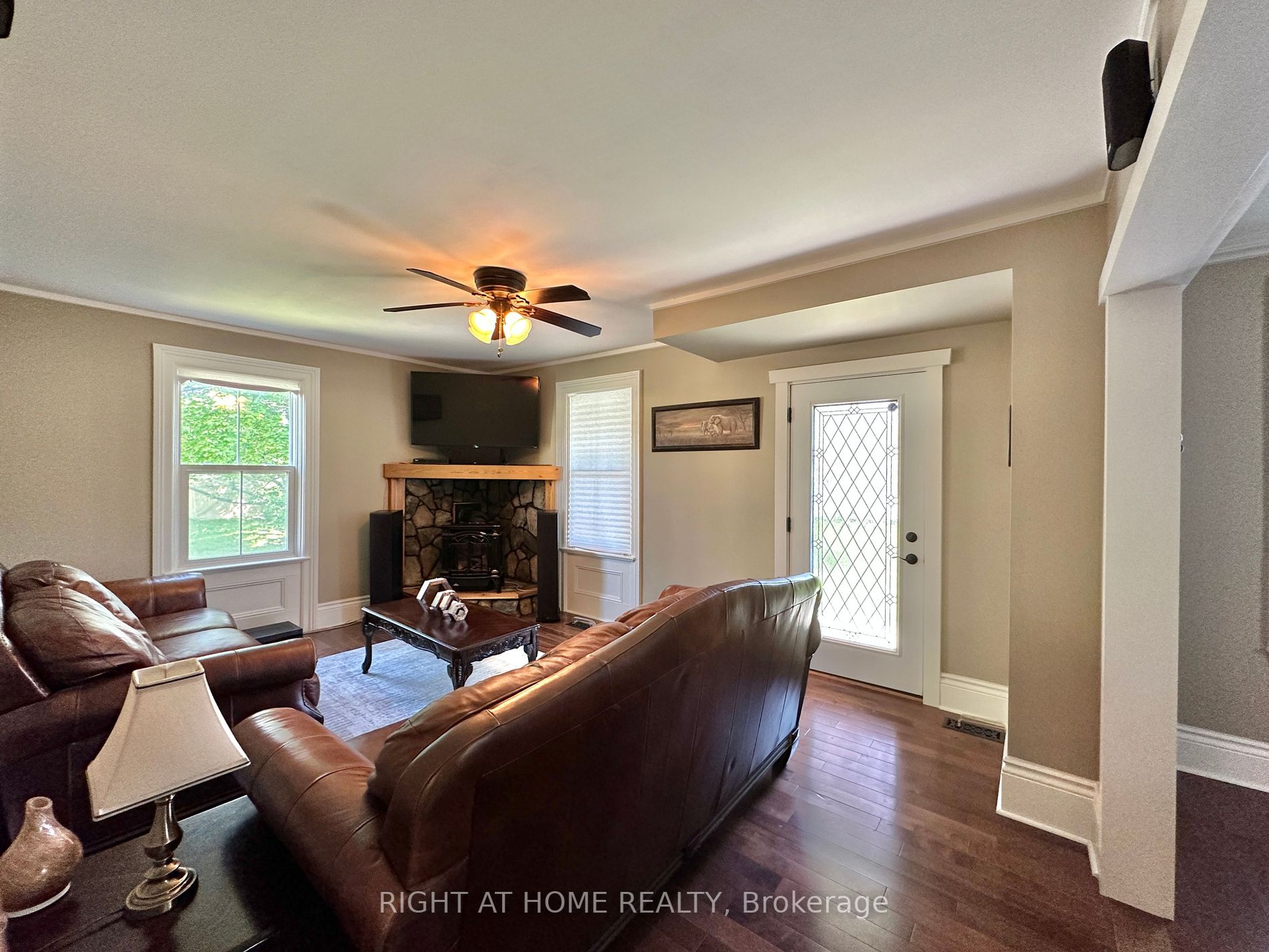 Listing E6048876 - Large Photo # 7