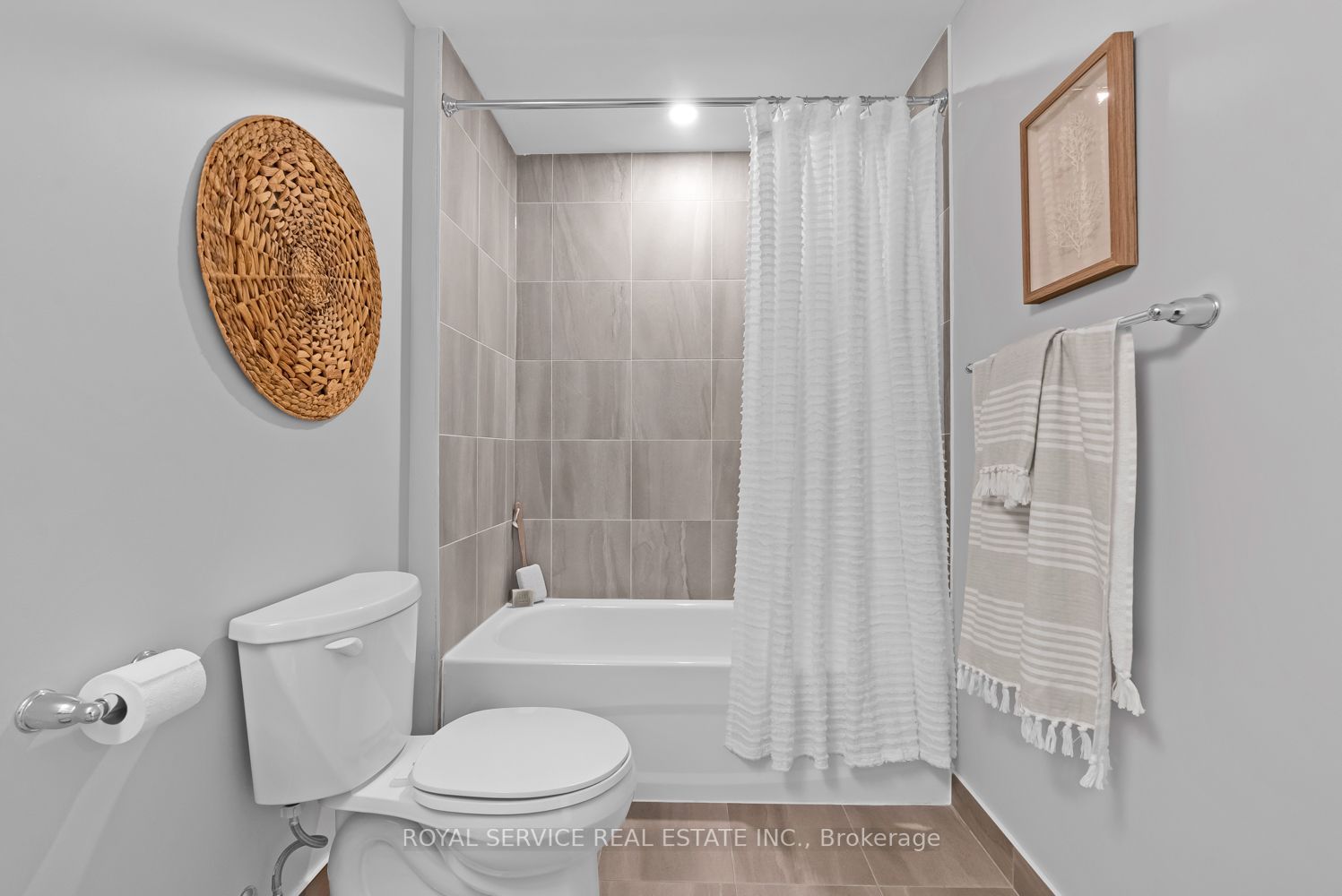 Listing E6049000 - Large Photo # 21