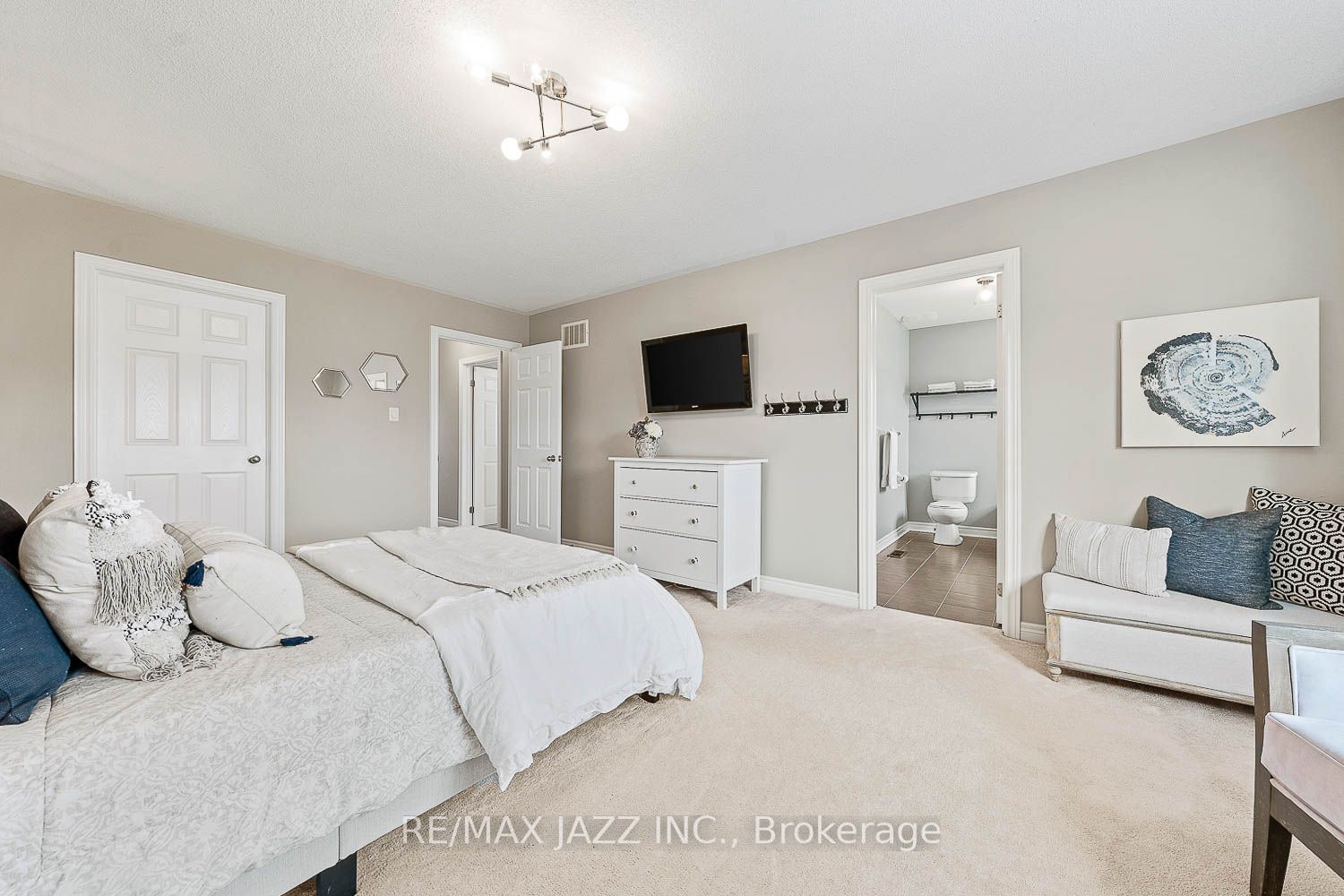 Listing E6049260 - Large Photo # 19