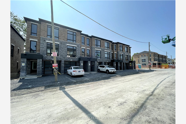 1444 Coral Springs Path, Oshawa