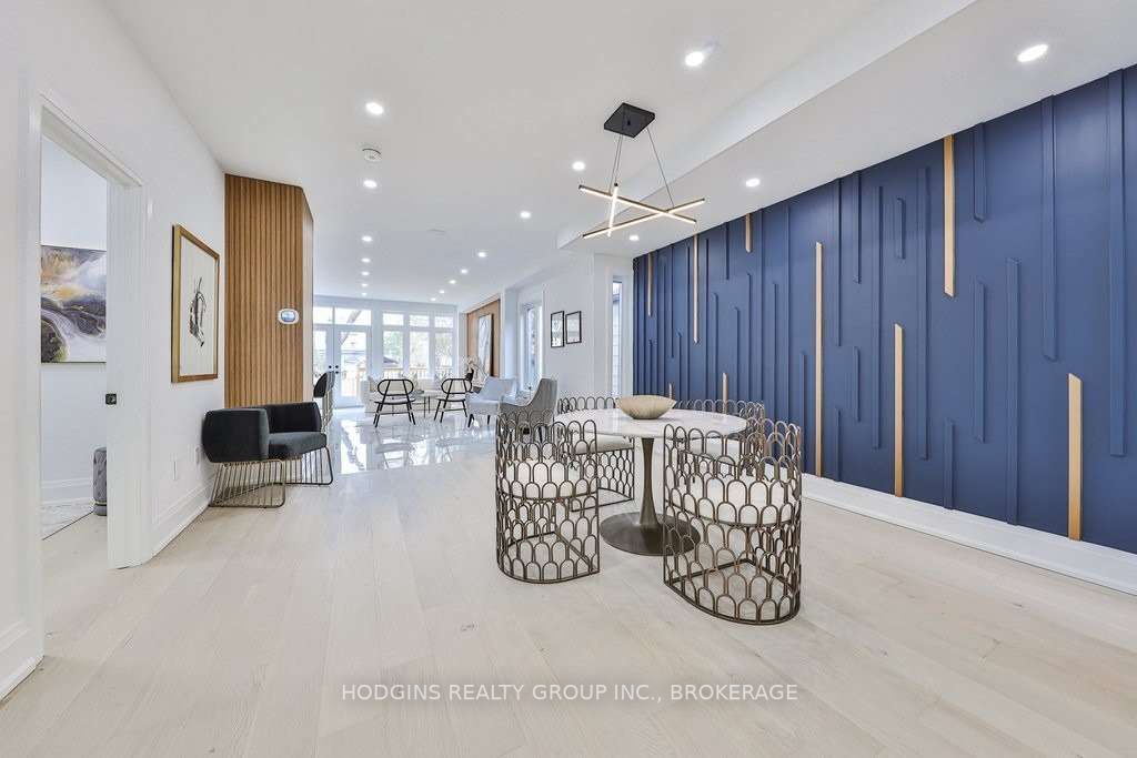 83 Kalmar Ave
