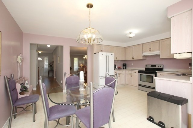 41 Padfield Dr
