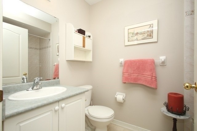 41 Padfield Dr