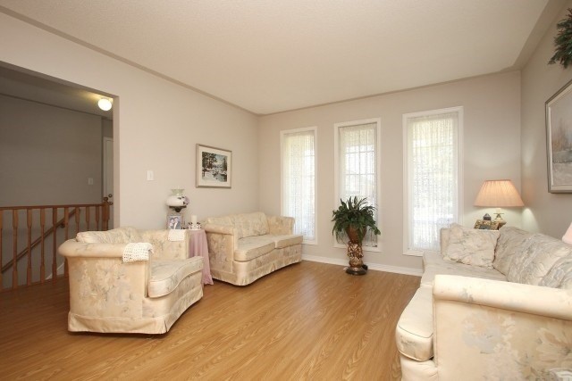 41 Padfield Dr