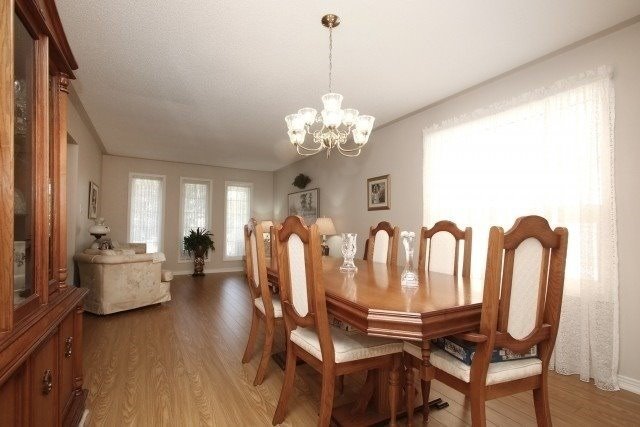 41 Padfield Dr