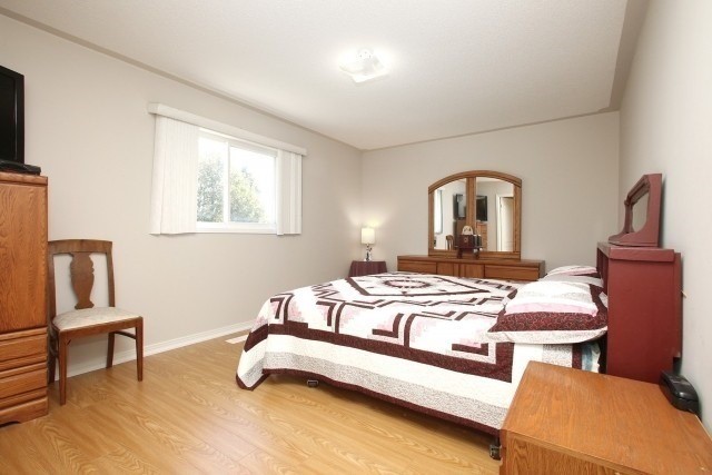 41 Padfield Dr
