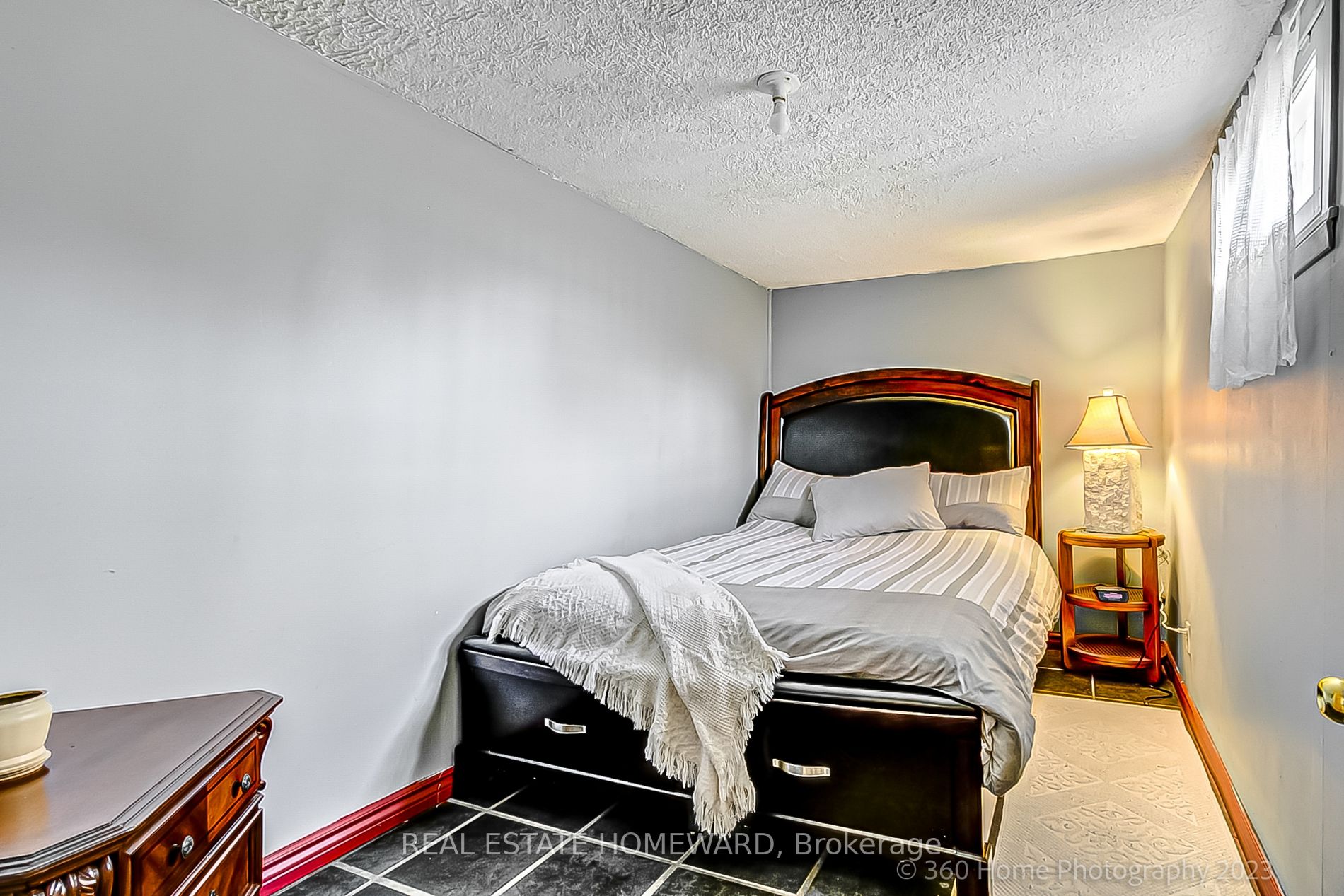 34 Melchior Dr