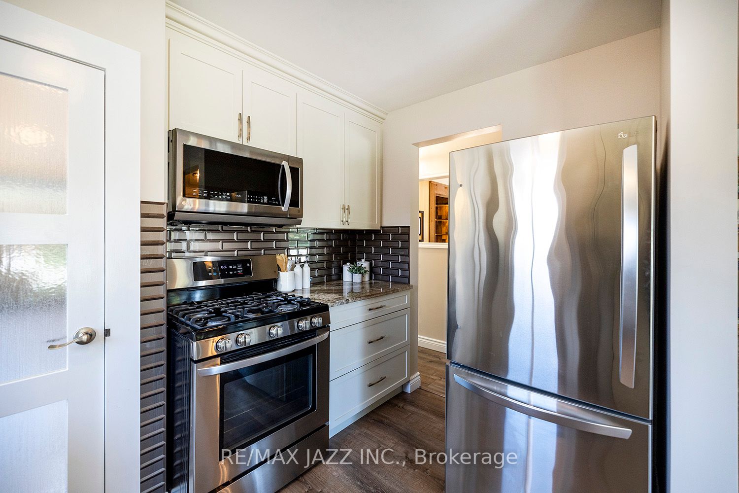 Listing E6049804 - Large Photo # 15