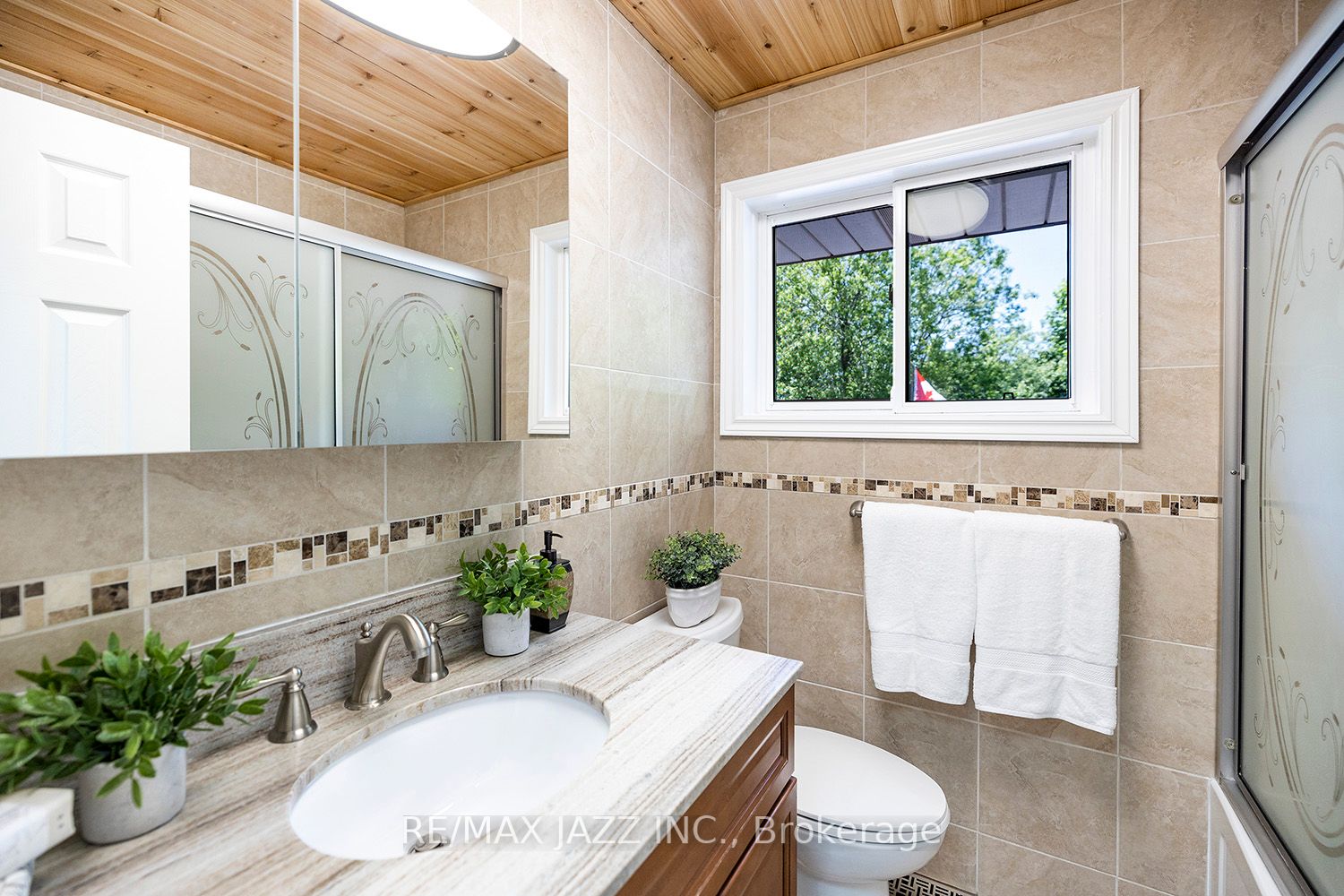 Listing E6049804 - Large Photo # 19