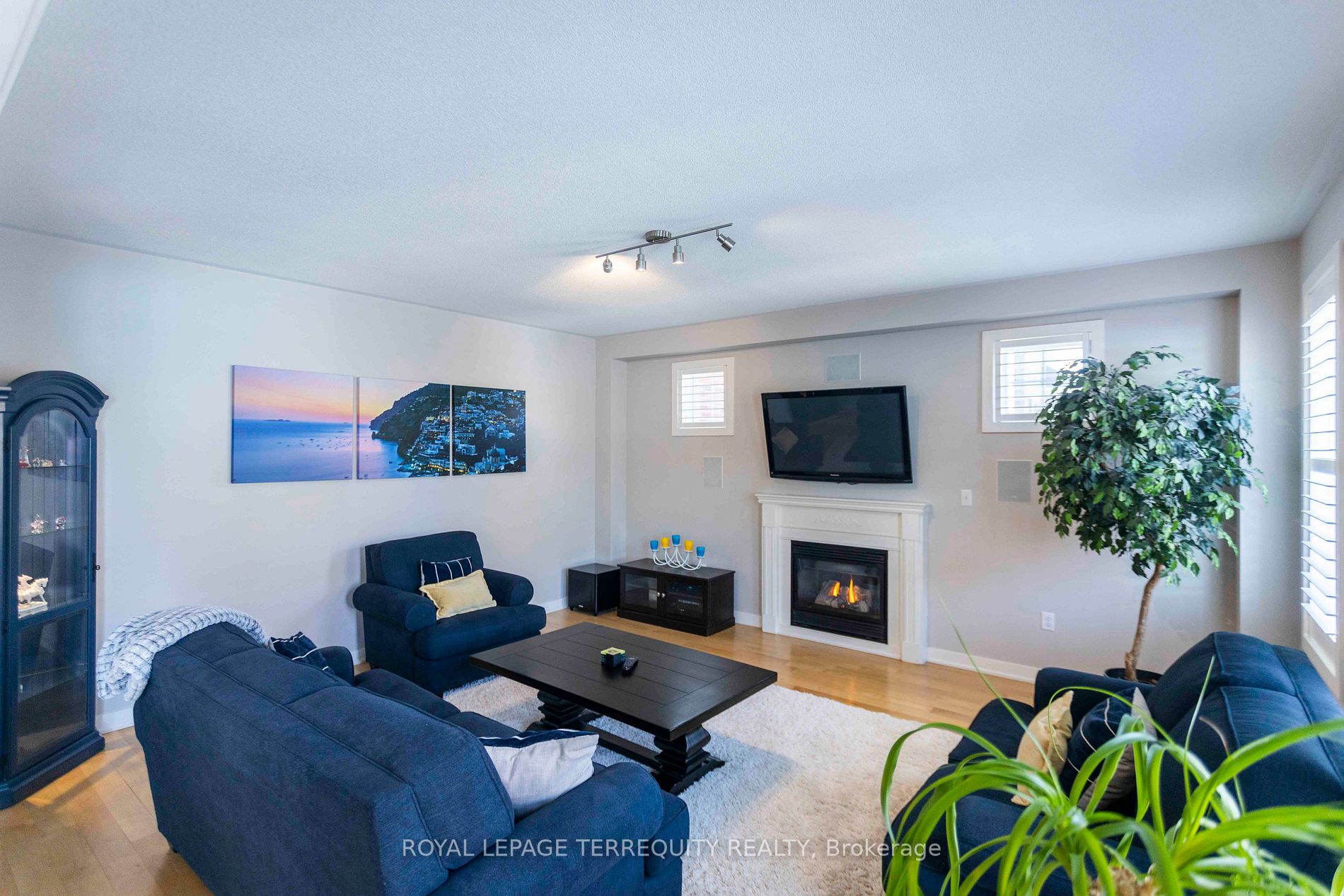 Listing E6050096 - Large Photo # 17