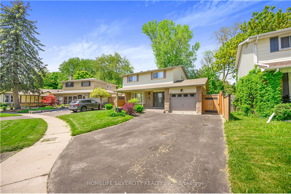 26 Deerpark Cres, Clarington