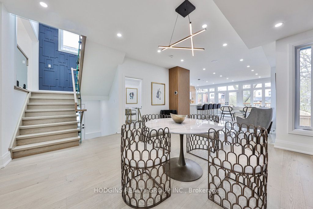 83 Kalmar Ave