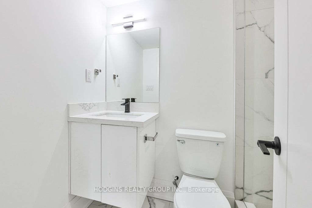 83 Kalmar Ave