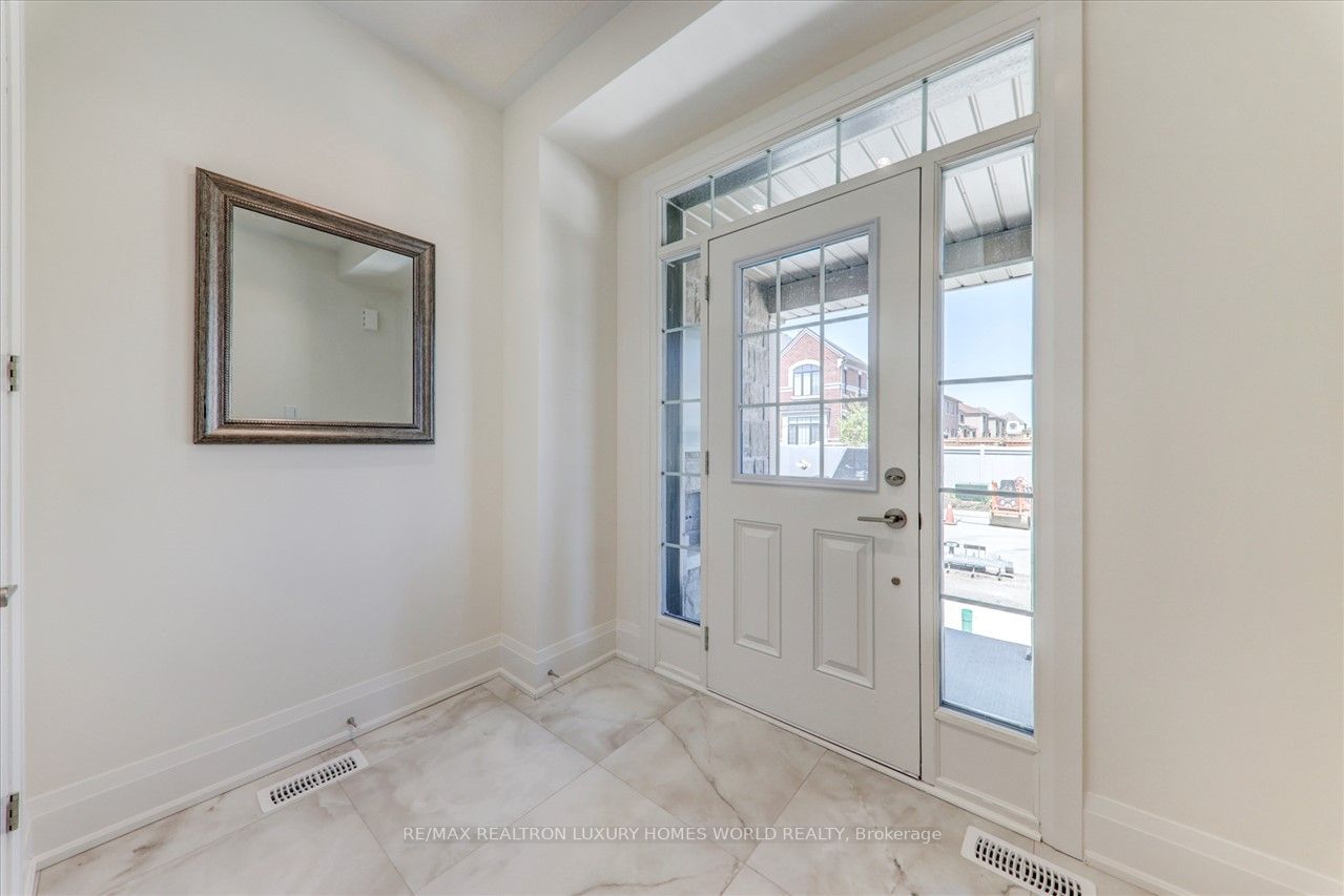 9 Floodgate Rd