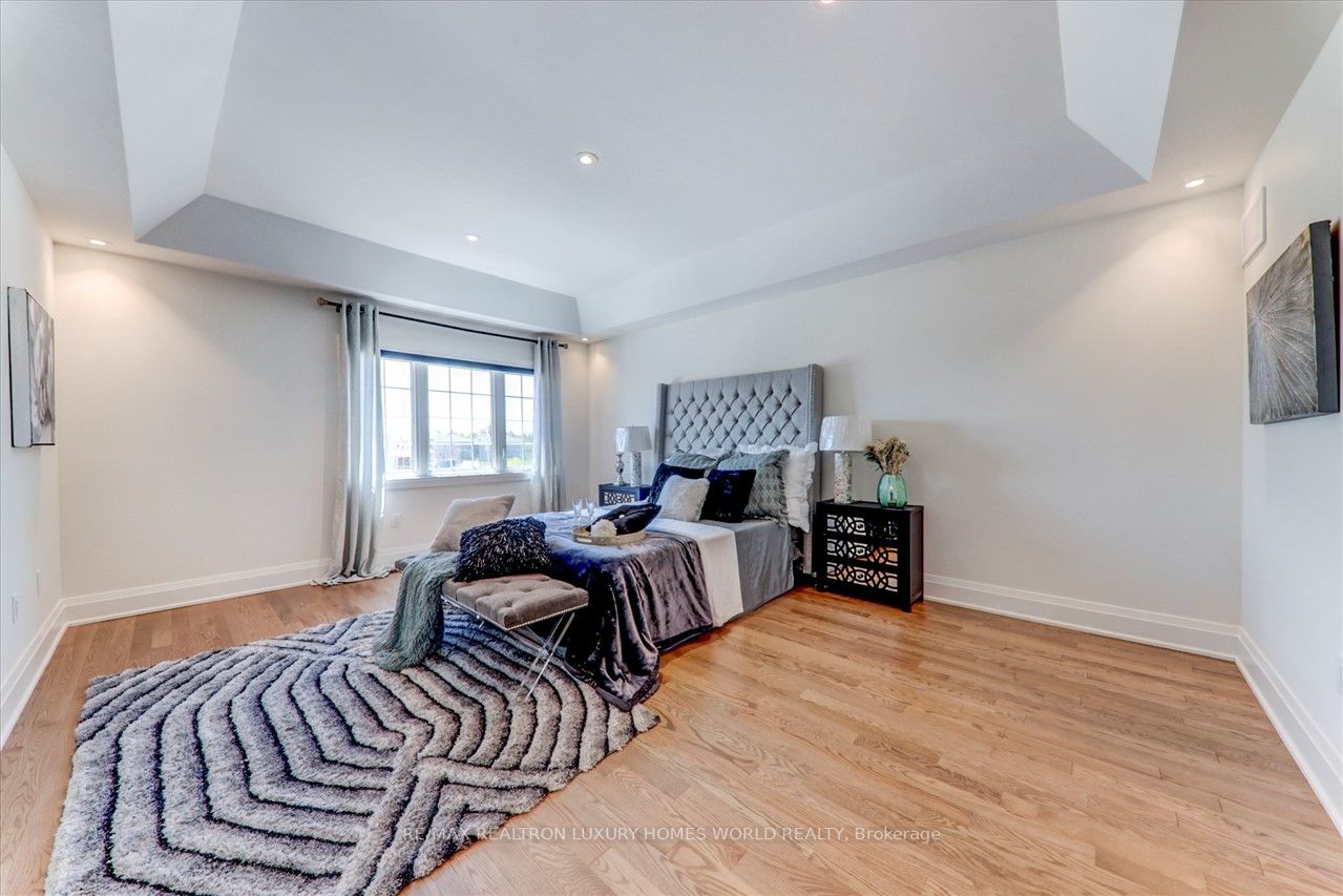 9 Floodgate Rd