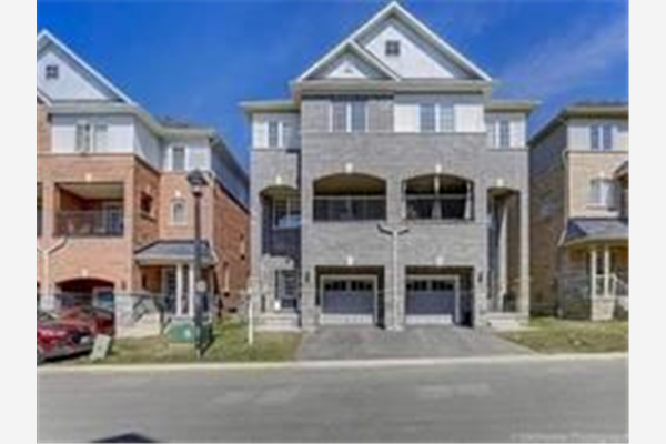 11 Mortlock St, Ajax