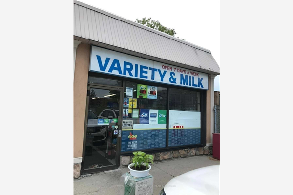 1624 Brock St S, Whitby