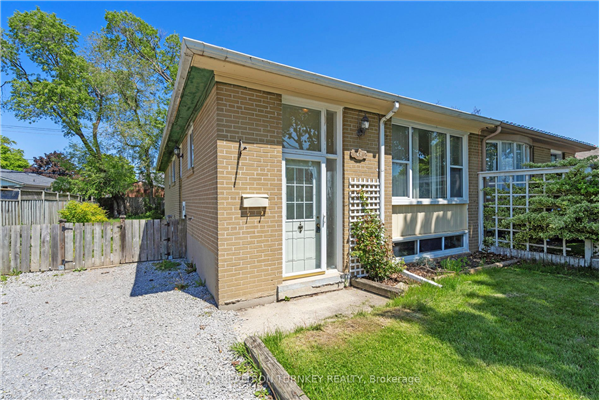 61 Tulloch Dr, Ajax