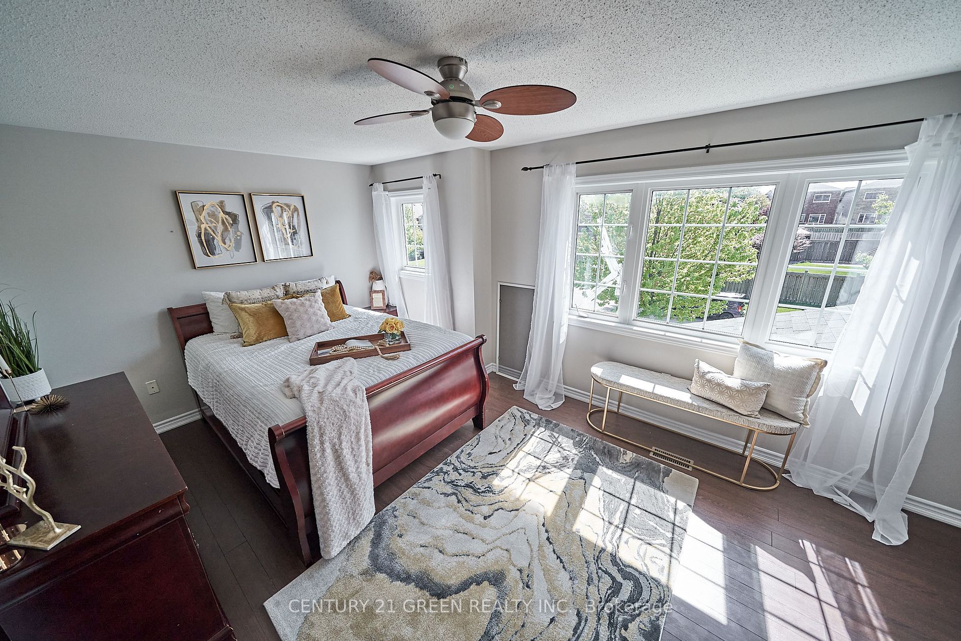 Listing E6053936 - Large Photo # 14