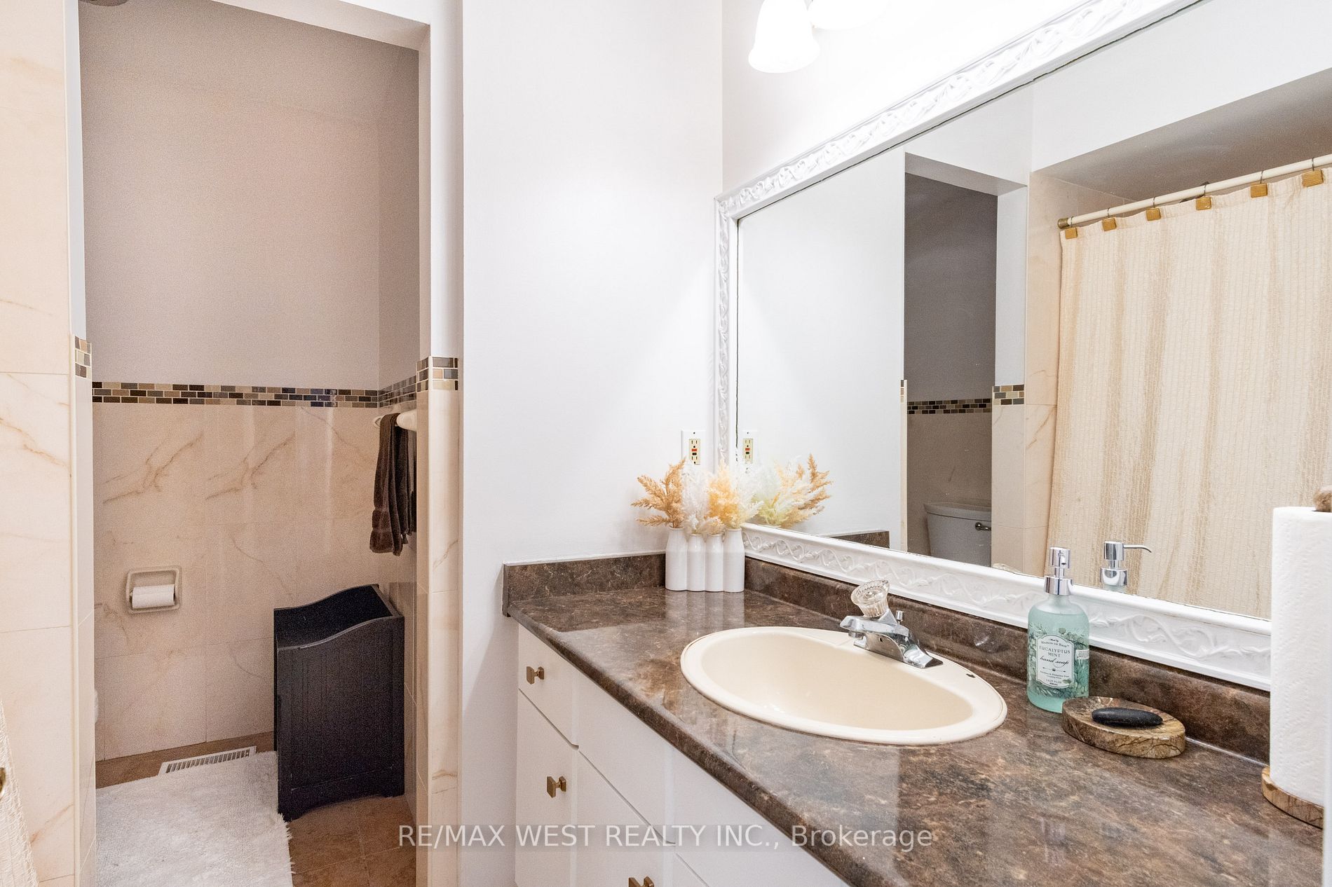 Listing E6054700 - Large Photo # 15