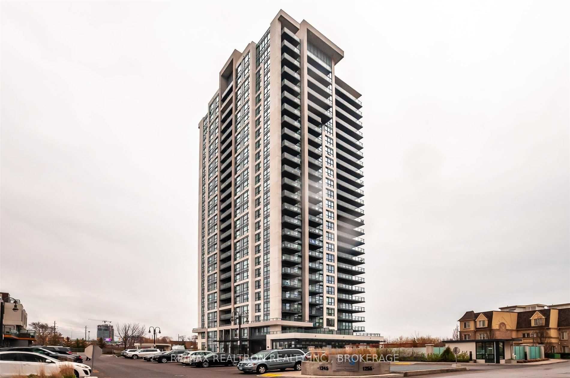 1255 Bayly St, #901