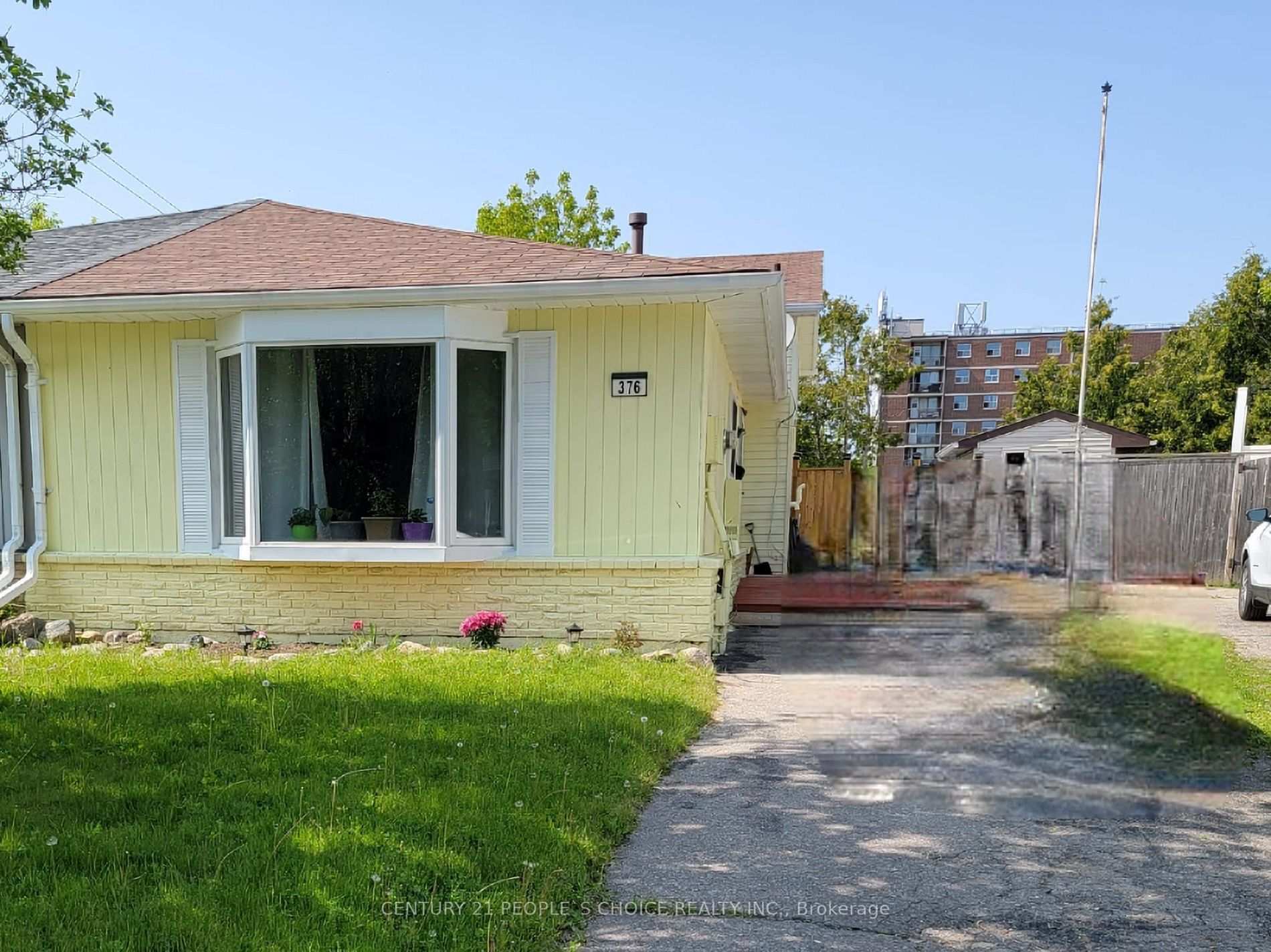 376 Calvert Crt