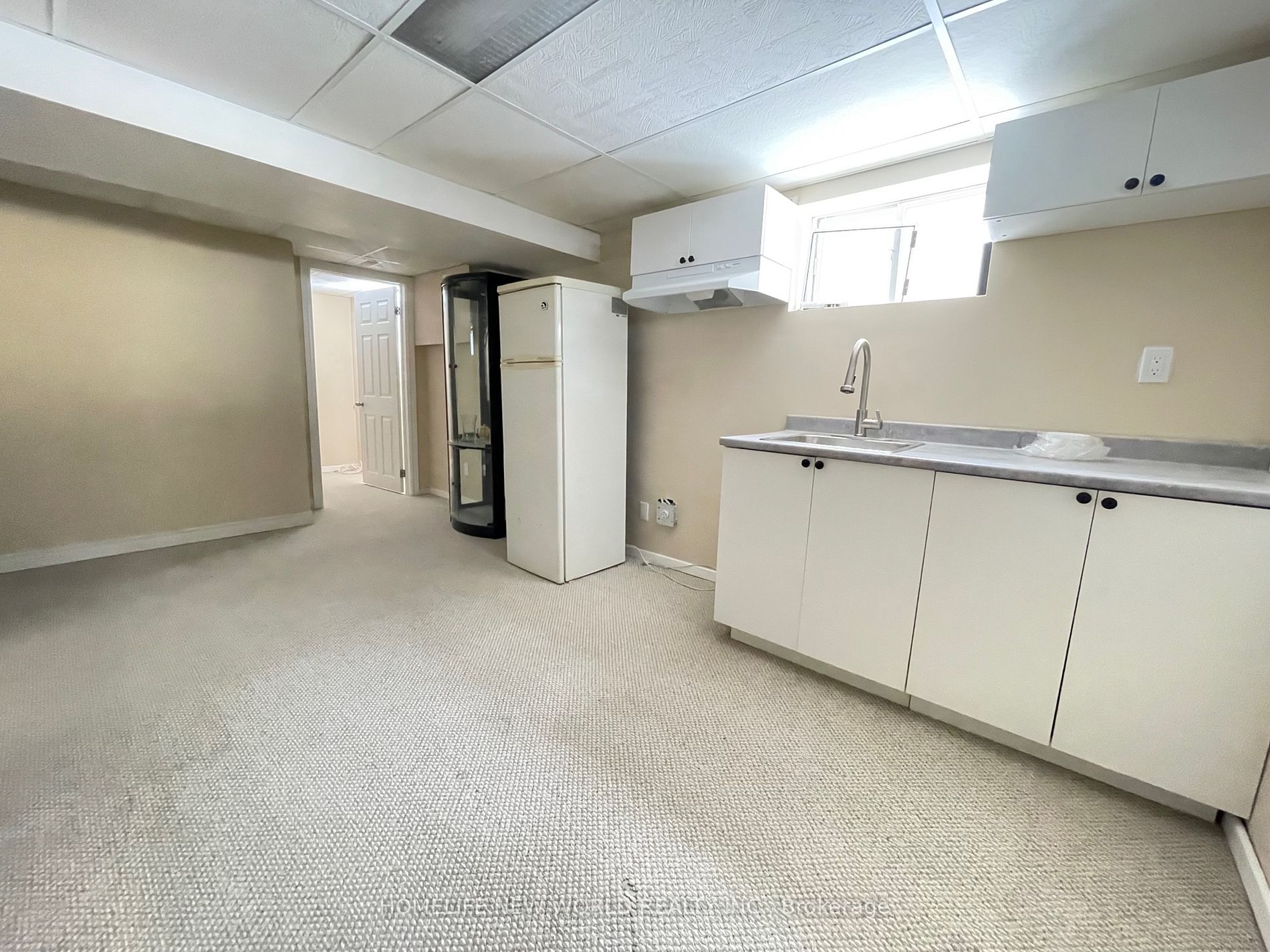 11 Ellington Dr, #Bsmt