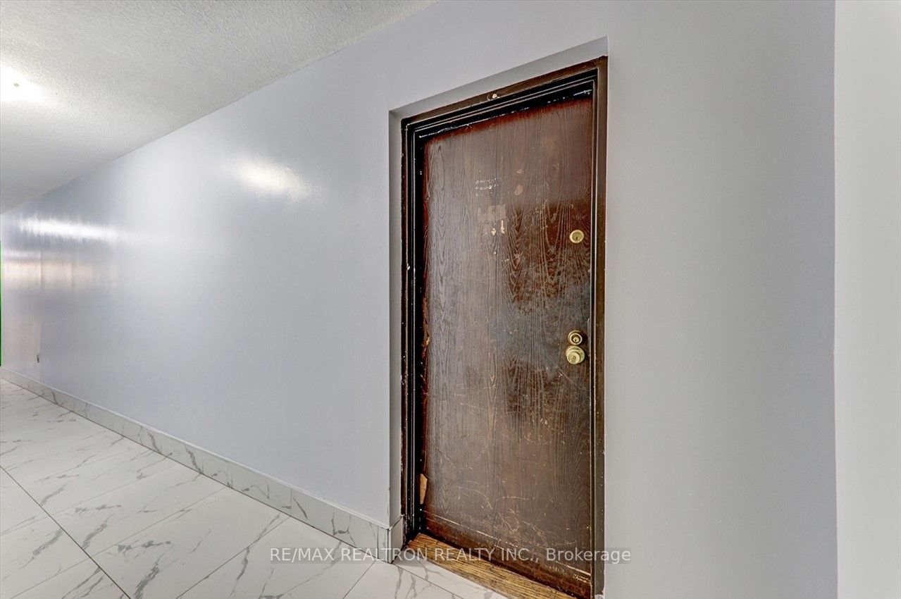 100 Dundalk Dr, #705