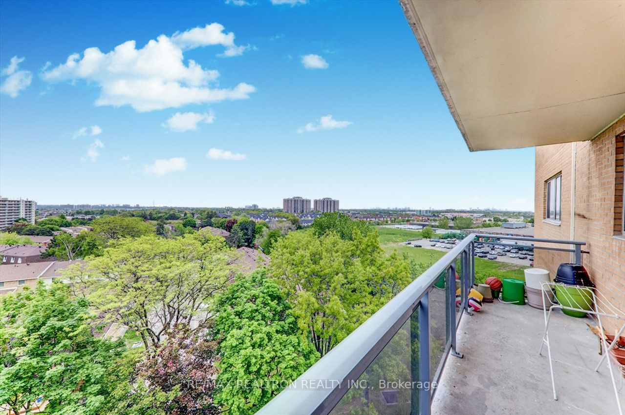 100 Dundalk Dr, #705