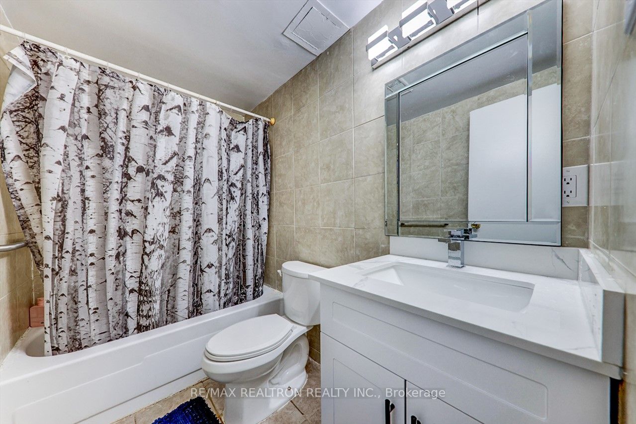 100 Dundalk Dr, #705